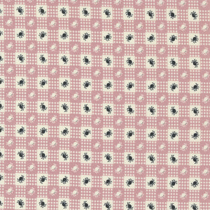 Owl O Ween Gingham Spider Spell 31194 16 by Urban Chiks-Moda- 1 YARD