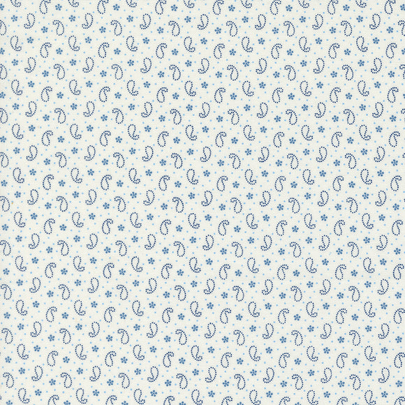 PREORDER Denim and Daisies Petite Paisleys Daisy Denim 35387 11 by Fig Tree and Co- Moda- 1/2 Yard