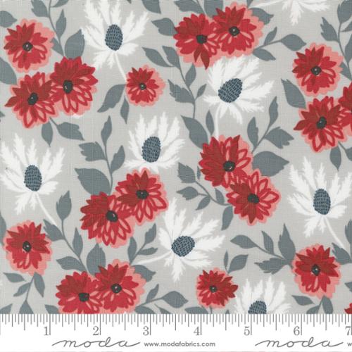 Old Glory Liberty Bouquet Silver 5200 12 by Lella Boutique-1/2 Yard