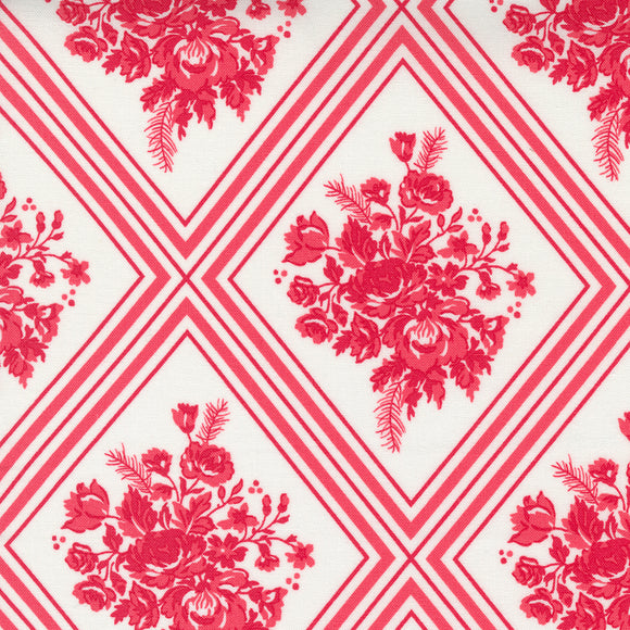 Merry Little Christmas Floral Lattice Cream Red 55241 21 by Bonnie and Camille- Moda- 1 yard