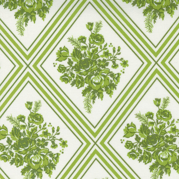 Merry Little Christmas Floral Lattice Cream Green 55241 23 by Bonnie and Camille- Moda- 1 yard